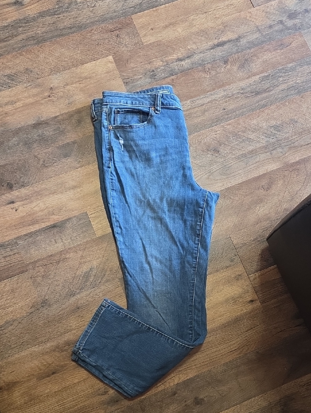 Sonoma Mid-Blue Straight Leg Women's Jeans